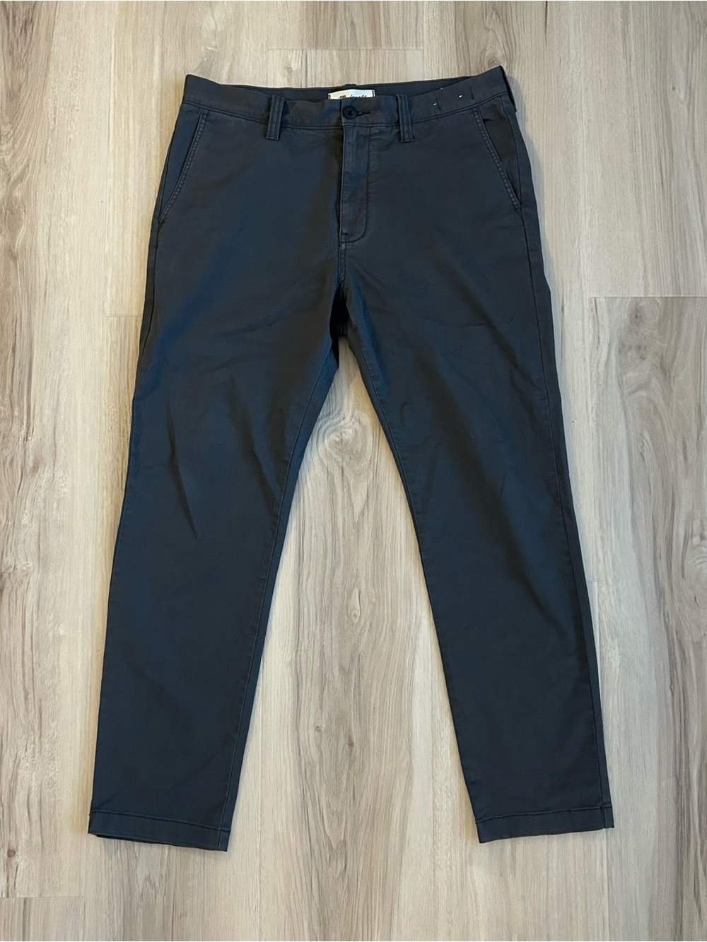 Madewell Men's Chino Pant Slim Fit Coolmax Gray Charcoal